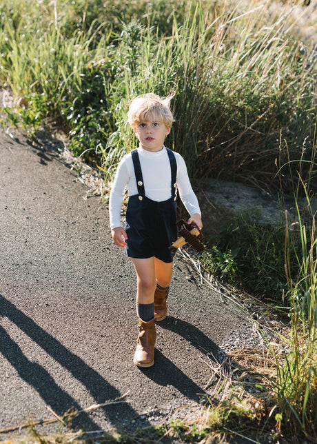 Analogie by Lil Legs Shabbos Collection Toddler Boys Velvet Suspender Shorts